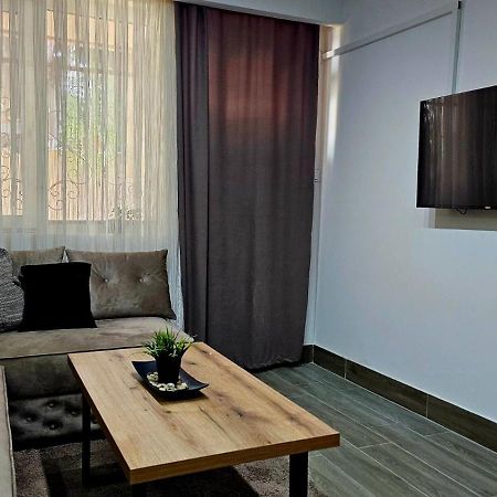 Madesa Apartment Скопье Экстерьер фото